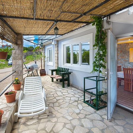Apartman Kunjic Krimovica Exterior foto